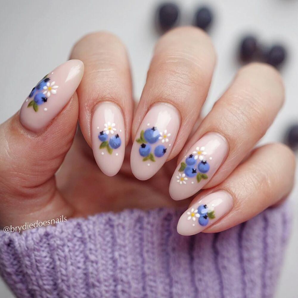 blueberry nails
